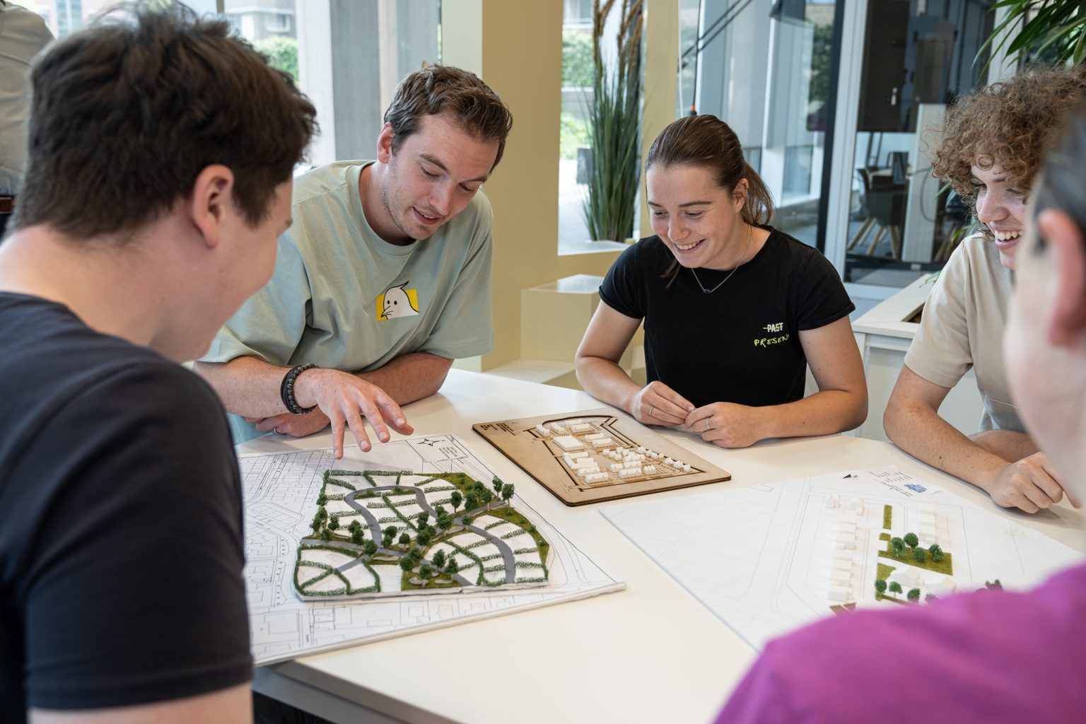 KW1C_Com_BOUW_06-08-2023_LR-06032