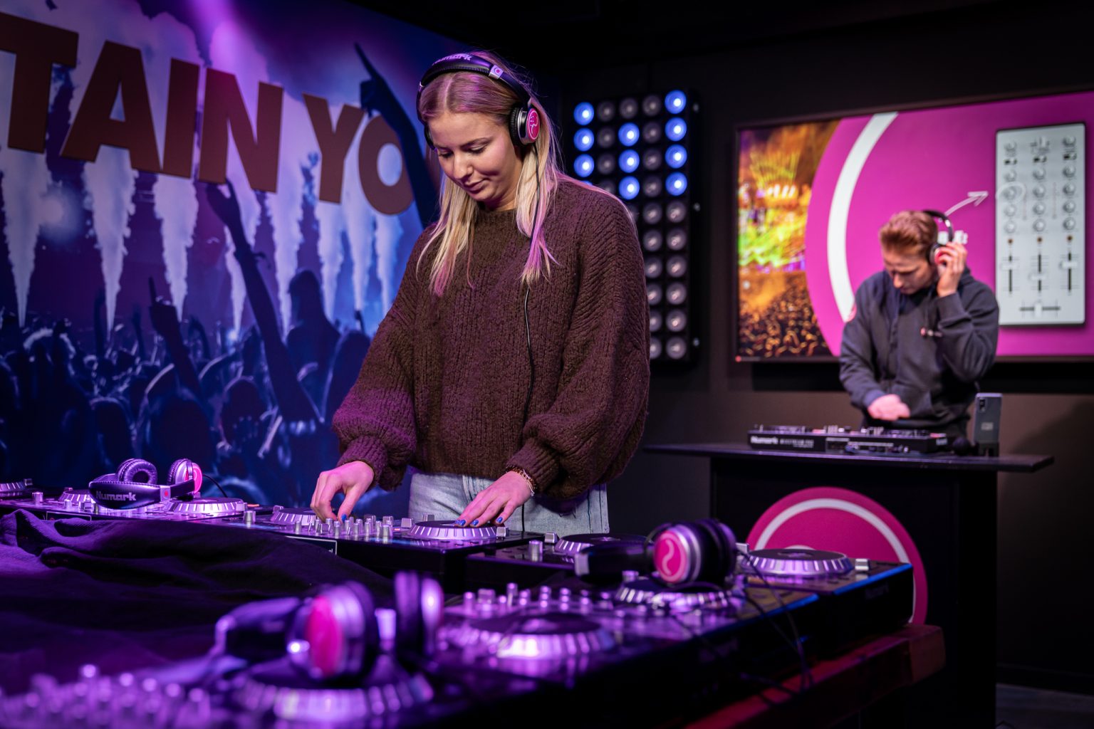 KW1C_EM_FM_28-03-2023_LR-08756